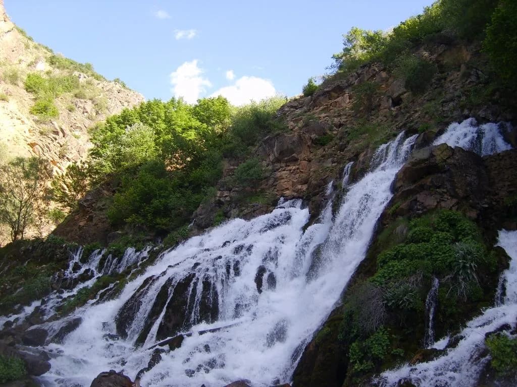 Tomara Şelalesi, Gümüşhane
