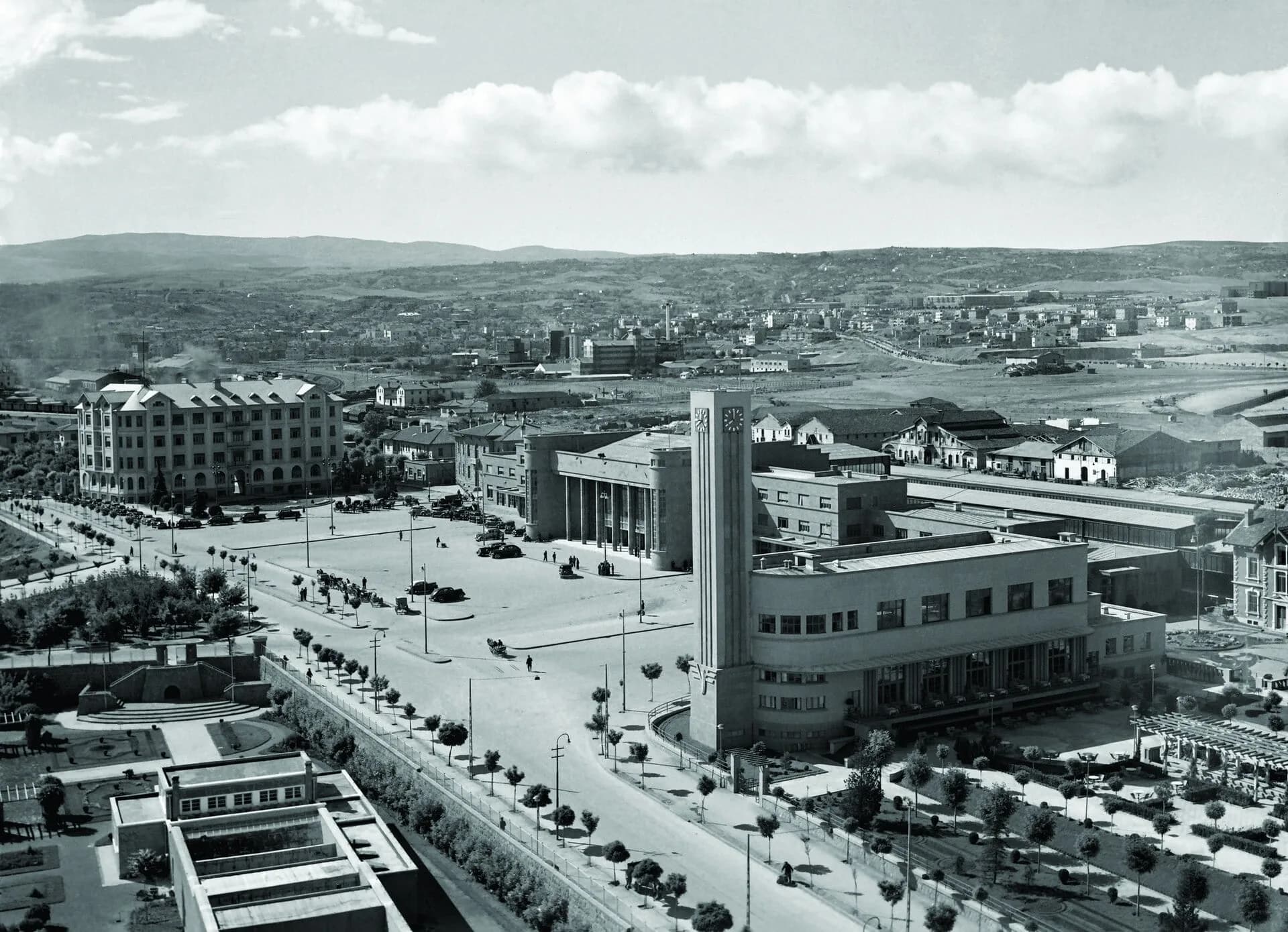 Ankara Eskişehir Hızlı Tren Seferleri ve Bilet Fiyatları 2026